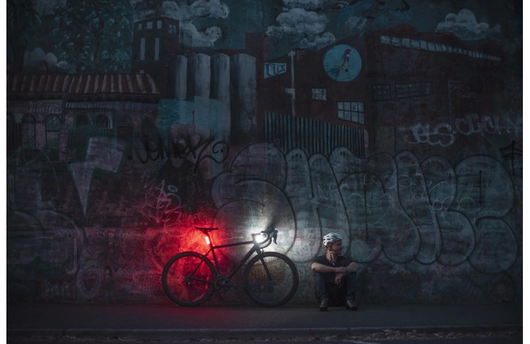 Мигалка передняя Knog Mid Cobber Front 320 Lumens